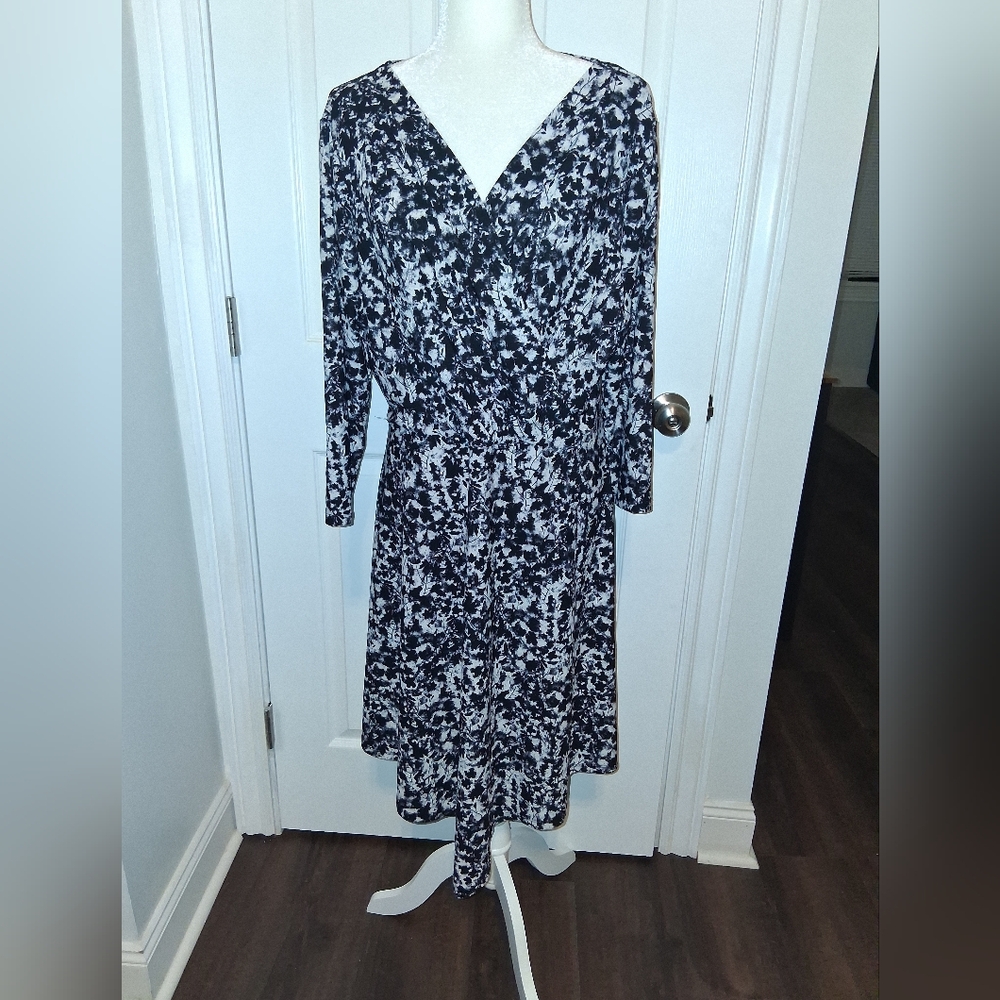 Simply Vera Vera Wang Inky Floral Black And White 3/4 Sleeve Dress Size XL